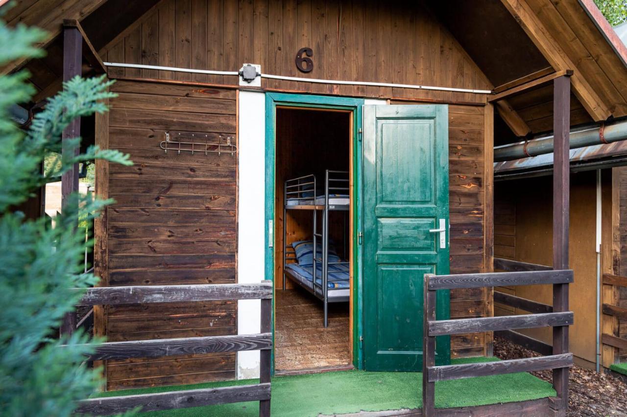 ホテル Cejch - Rekreacni Areal S Restauraci Kněžmost エクステリア 写真